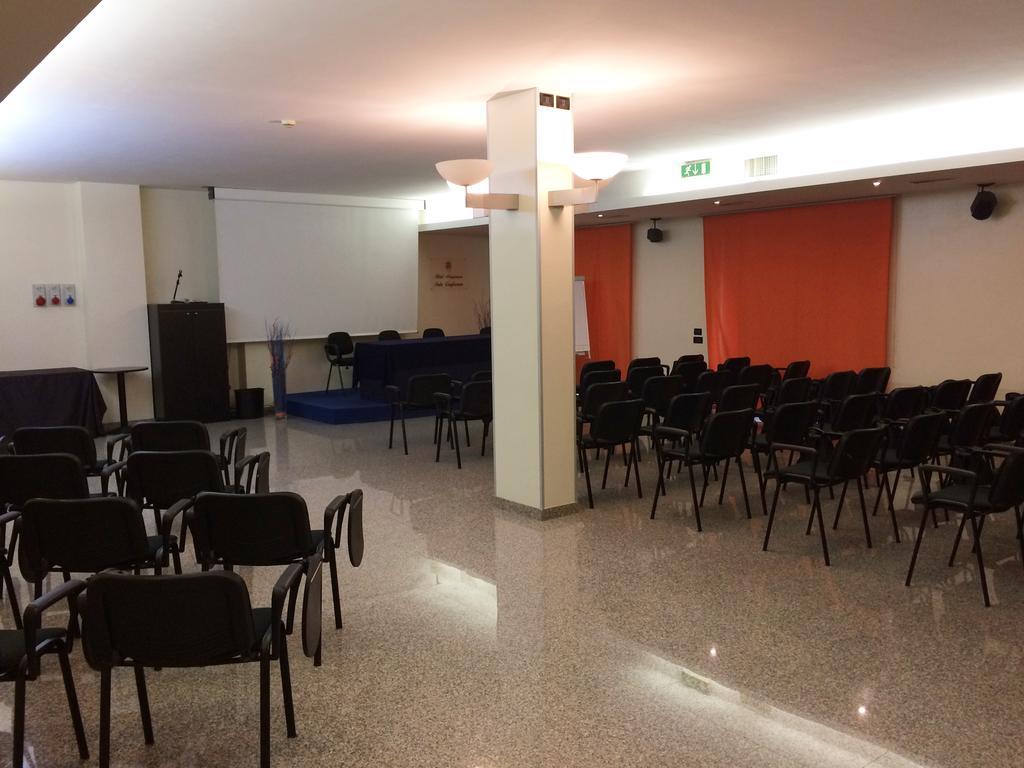 Hotel Ristorante Dragonara San Giovanni Teatino Esterno foto